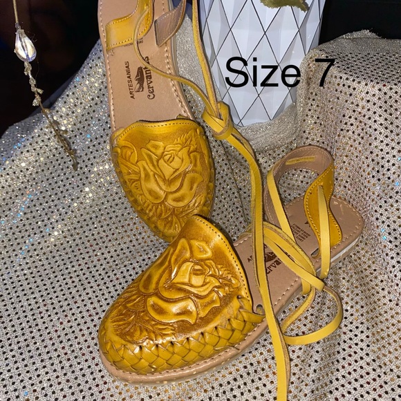 Huaraches - Picture 7 of 16